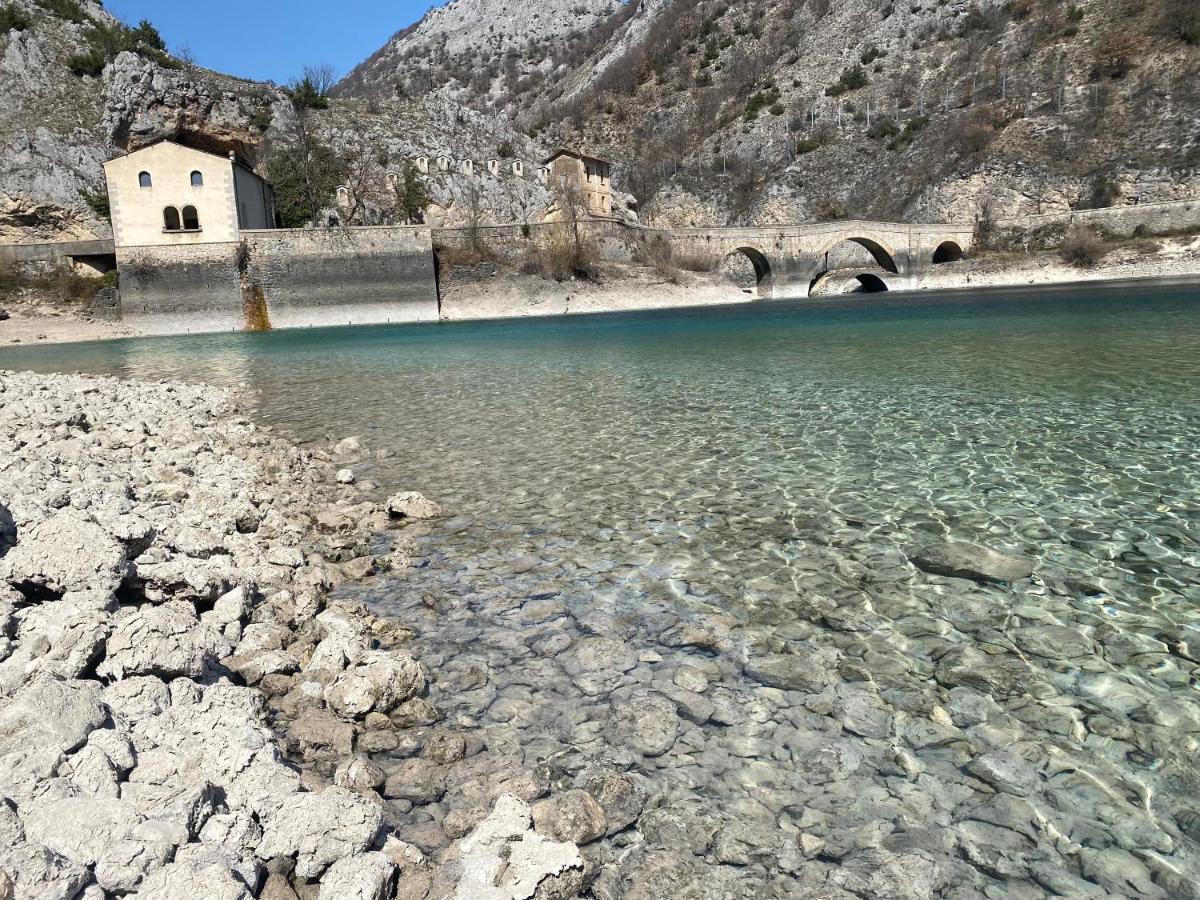 Il Rustico Due A Bugnara Nella Valle Del Sagittario Sulmona Exterior foto